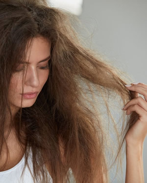 causes dry hair